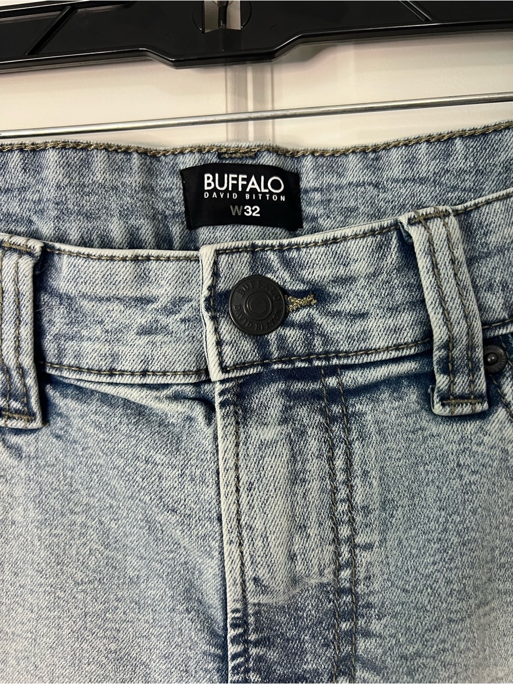 Buffalo David Bitton Light Wash Blue Denim Shorts - Picture 2 of 7